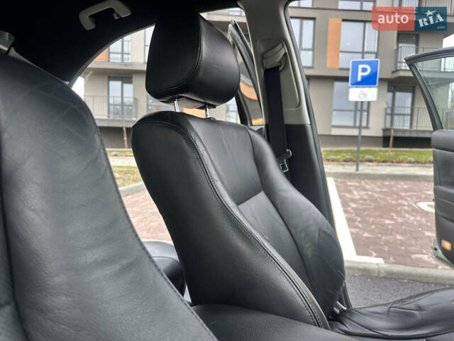 Серый Тойота Авенсис, объемом двигателя 2 л и пробегом 250 тыс. км за 4650 $, фото 50 на Automoto.ua