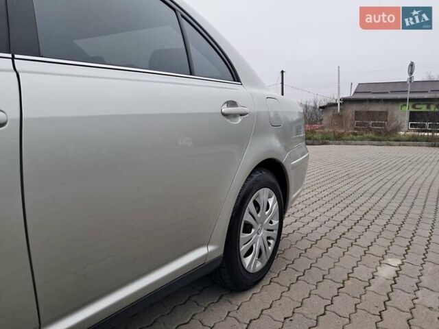 Серый Тойота Авенсис, объемом двигателя 1.8 л и пробегом 230 тыс. км за 5200 $, фото 29 на Automoto.ua