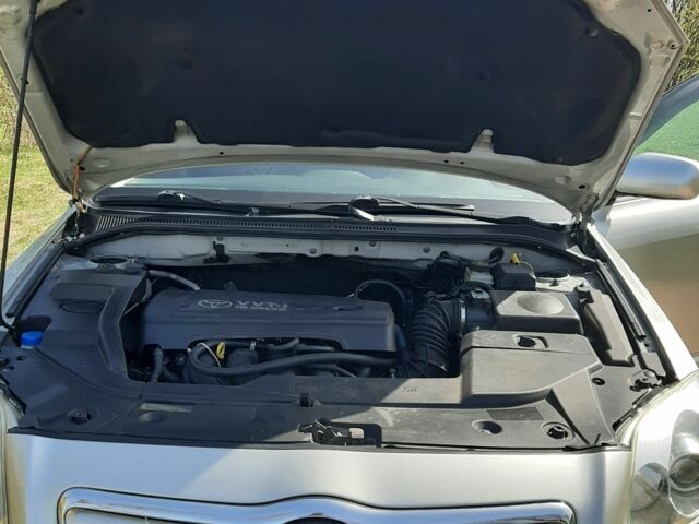 Сірий Тойота Авенсіс, об'ємом двигуна 0.18 л та пробігом 290 тис. км за 5200 $, фото 8 на Automoto.ua