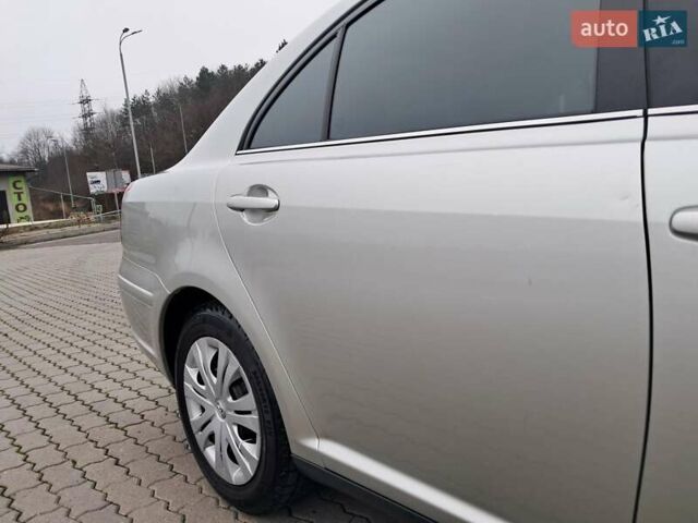Серый Тойота Авенсис, объемом двигателя 1.8 л и пробегом 230 тыс. км за 5200 $, фото 34 на Automoto.ua