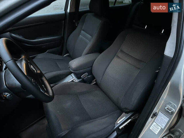 Сірий Тойота Авенсіс, об'ємом двигуна 1.79 л та пробігом 280 тис. км за 4600 $, фото 18 на Automoto.ua