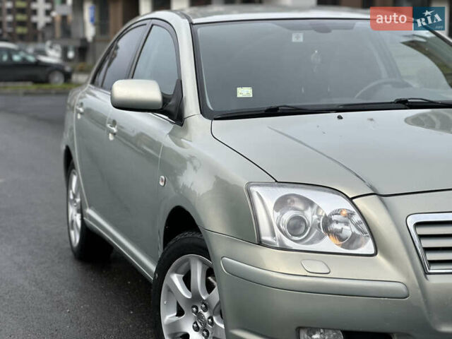 Серый Тойота Авенсис, объемом двигателя 2 л и пробегом 250 тыс. км за 4650 $, фото 24 на Automoto.ua