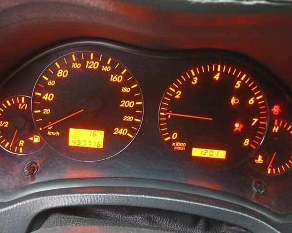 Сірий Тойота Авенсіс, об'ємом двигуна 1.79 л та пробігом 380 тис. км за 5000 $, фото 3 на Automoto.ua