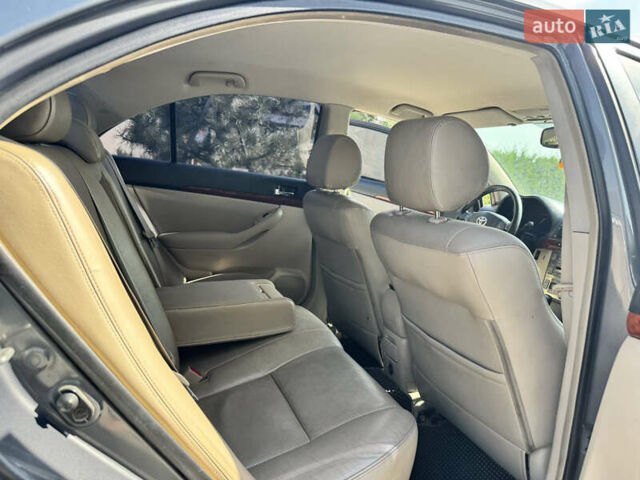 Серый Тойота Авенсис, объемом двигателя 2 л и пробегом 260 тыс. км за 4999 $, фото 17 на Automoto.ua
