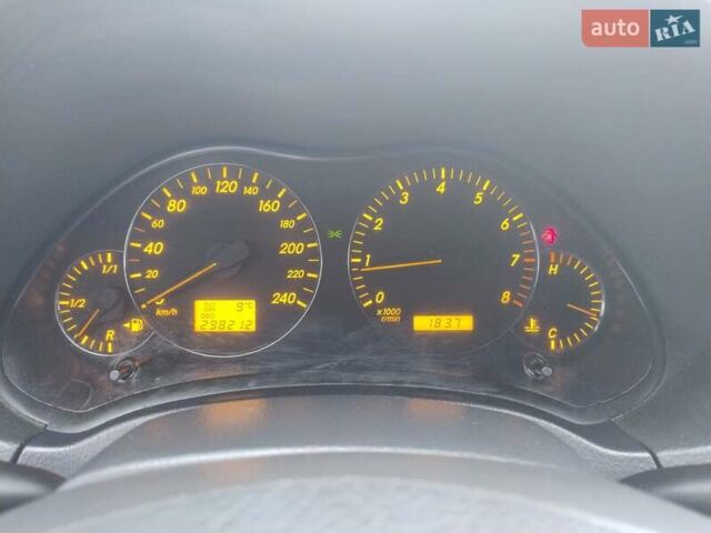 Серый Тойота Авенсис, объемом двигателя 1.79 л и пробегом 298 тыс. км за 5100 $, фото 33 на Automoto.ua