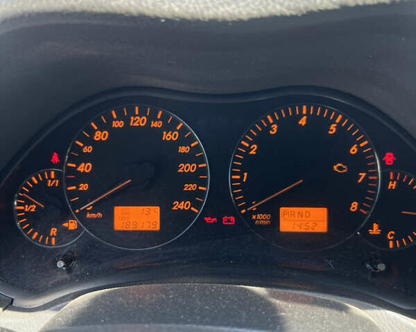 Серый Тойота Авенсис, объемом двигателя 2 л и пробегом 200 тыс. км за 5900 $, фото 9 на Automoto.ua