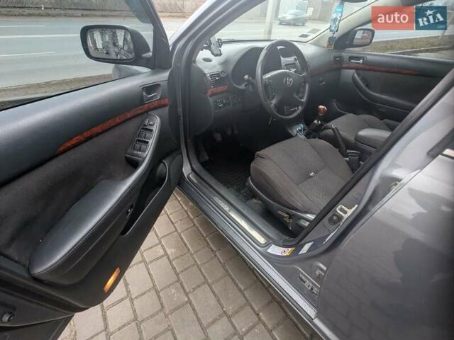 Сірий Тойота Авенсіс, об'ємом двигуна 2 л та пробігом 390 тис. км за 4500 $, фото 10 на Automoto.ua