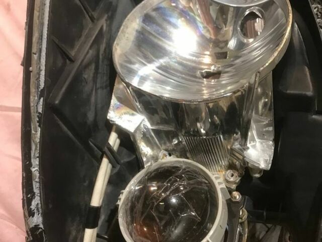 Серый Тойота Авенсис, объемом двигателя 2 л и пробегом 3 тыс. км за 5267 $, фото 7 на Automoto.ua