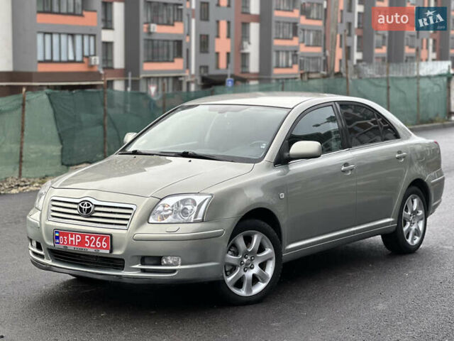 Серый Тойота Авенсис, объемом двигателя 2 л и пробегом 250 тыс. км за 4650 $, фото 8 на Automoto.ua