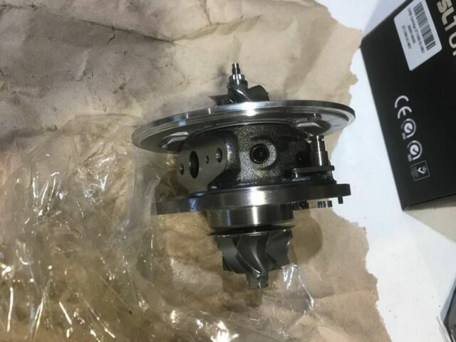 Серый Тойота Авенсис, объемом двигателя 2 л и пробегом 3 тыс. км за 5267 $, фото 4 на Automoto.ua