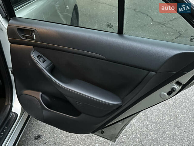 Сірий Тойота Авенсіс, об'ємом двигуна 1.79 л та пробігом 280 тис. км за 4600 $, фото 22 на Automoto.ua