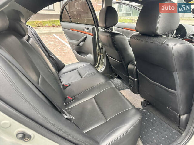 Серый Тойота Авенсис, объемом двигателя 2 л и пробегом 250 тыс. км за 4650 $, фото 55 на Automoto.ua