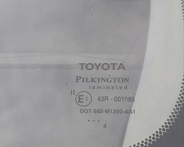 Серый Тойота Авенсис, объемом двигателя 1.79 л и пробегом 298 тыс. км за 5100 $, фото 12 на Automoto.ua