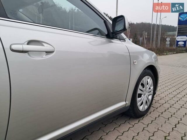 Серый Тойота Авенсис, объемом двигателя 1.8 л и пробегом 230 тыс. км за 5200 $, фото 35 на Automoto.ua