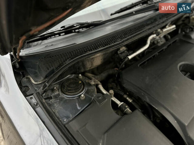 Серый Тойота Авенсис, объемом двигателя 2.23 л и пробегом 337 тыс. км за 5777 $, фото 47 на Automoto.ua