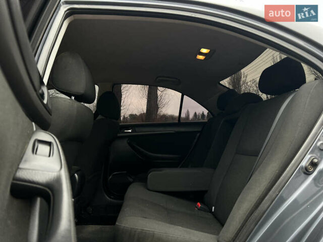 Серый Тойота Авенсис, объемом двигателя 2.23 л и пробегом 337 тыс. км за 5777 $, фото 38 на Automoto.ua
