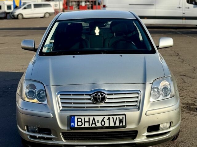 Сірий Тойота Авенсіс, об'ємом двигуна 2 л та пробігом 207 тис. км за 2949 $, фото 1 на Automoto.ua