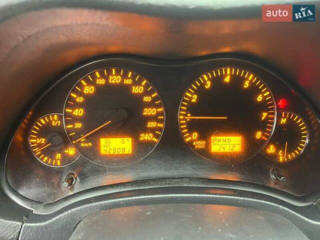 Серый Тойота Авенсис, объемом двигателя 1.79 л и пробегом 429 тыс. км за 6000 $, фото 12 на Automoto.ua