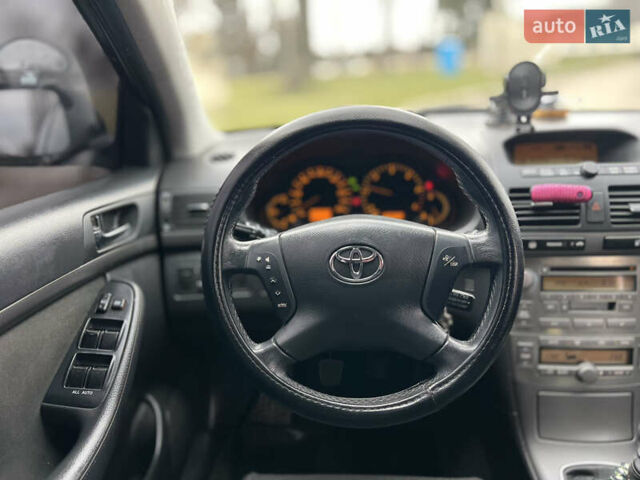 Серый Тойота Авенсис, объемом двигателя 2.23 л и пробегом 337 тыс. км за 5777 $, фото 21 на Automoto.ua