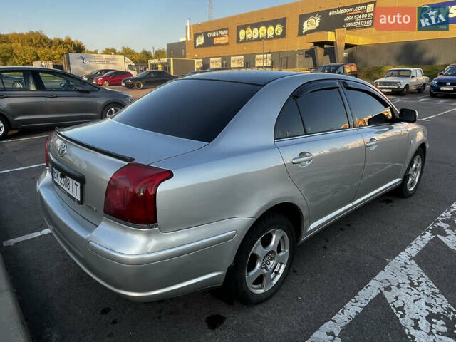 Серый Тойота Авенсис, объемом двигателя 1.79 л и пробегом 280 тыс. км за 6300 $, фото 3 на Automoto.ua
