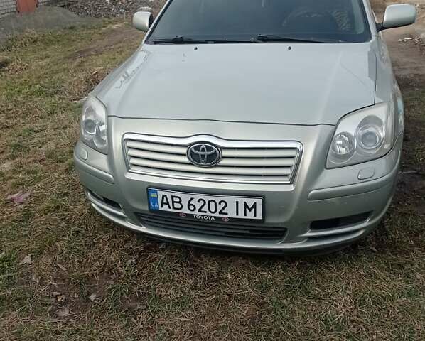 Серый Тойота Авенсис, объемом двигателя 2 л и пробегом 219 тыс. км за 6100 $, фото 11 на Automoto.ua