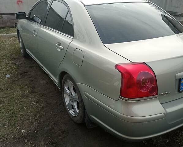 Серый Тойота Авенсис, объемом двигателя 2 л и пробегом 219 тыс. км за 6100 $, фото 9 на Automoto.ua