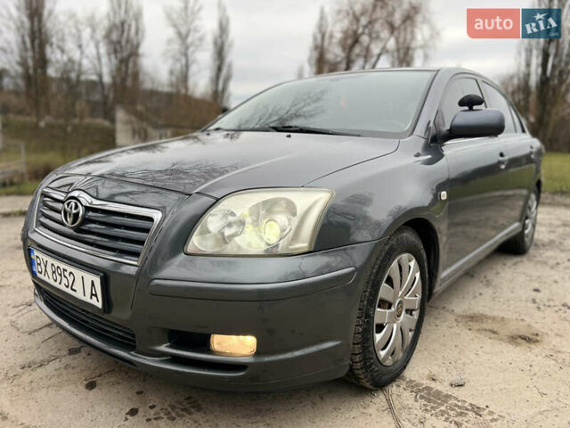 Серый Тойота Авенсис, объемом двигателя 2.23 л и пробегом 337 тыс. км за 5777 $, фото 13 на Automoto.ua