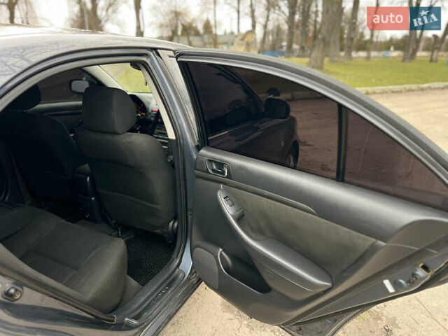Серый Тойота Авенсис, объемом двигателя 2.23 л и пробегом 337 тыс. км за 5777 $, фото 41 на Automoto.ua