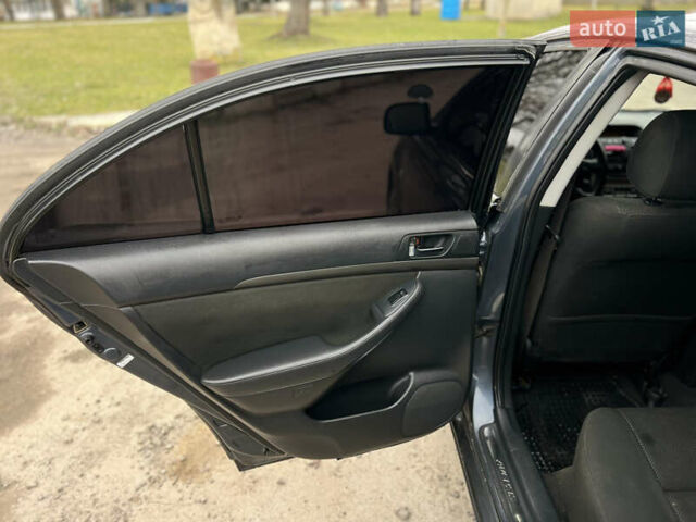 Серый Тойота Авенсис, объемом двигателя 2.23 л и пробегом 337 тыс. км за 5777 $, фото 39 на Automoto.ua