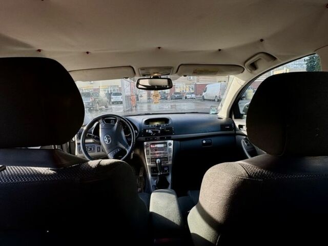 Серый Тойота Авенсис, объемом двигателя 2 л и пробегом 207 тыс. км за 2353 $, фото 10 на Automoto.ua