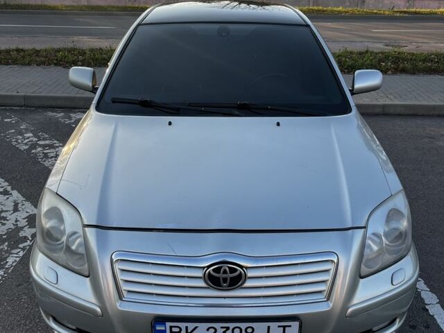 Сірий Тойота Авенсіс, об'ємом двигуна 1.8 л та пробігом 280 тис. км за 6300 $, фото 1 на Automoto.ua