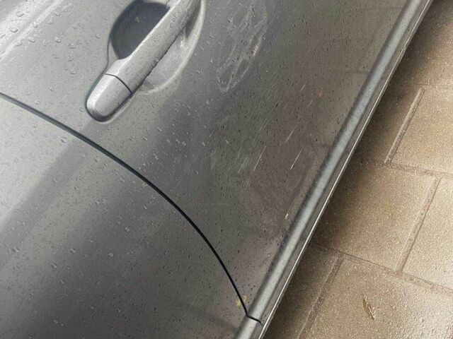 Сірий Тойота Авенсіс, об'ємом двигуна 0 л та пробігом 270 тис. км за 4200 $, фото 3 на Automoto.ua