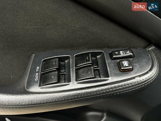 Серый Тойота Авенсис, объемом двигателя 2.23 л и пробегом 337 тыс. км за 5777 $, фото 35 на Automoto.ua