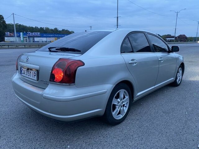 Серый Тойота Авенсис, объемом двигателя 2.2 л и пробегом 267 тыс. км за 5100 $, фото 7 на Automoto.ua
