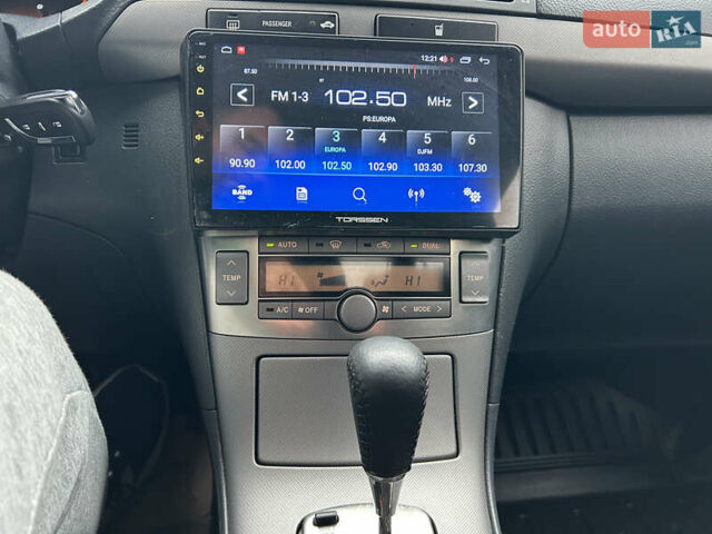 Сірий Тойота Авенсіс, об'ємом двигуна 1.8 л та пробігом 167 тис. км за 8700 $, фото 31 на Automoto.ua