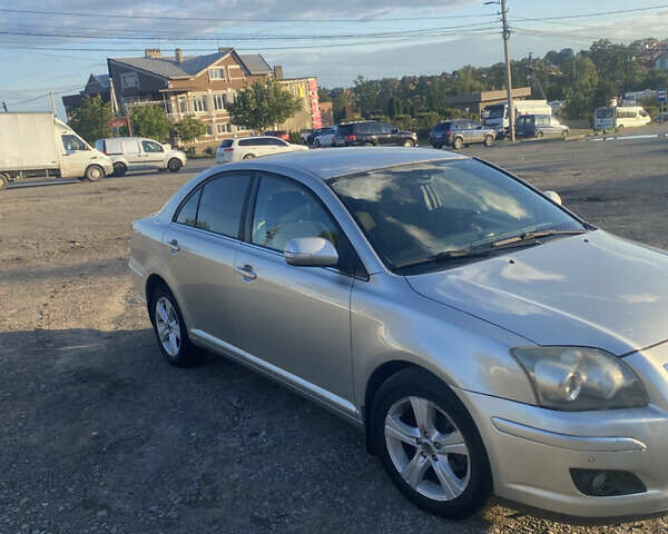 Серый Тойота Авенсис, объемом двигателя 1.79 л и пробегом 245 тыс. км за 3800 $, фото 8 на Automoto.ua