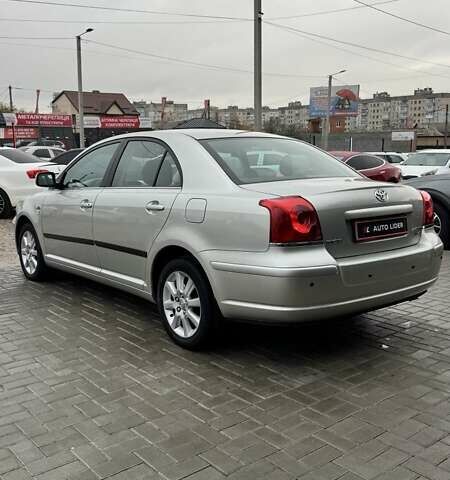 Сірий Тойота Авенсіс, об'ємом двигуна 2.2 л та пробігом 219 тис. км за 6600 $, фото 3 на Automoto.ua