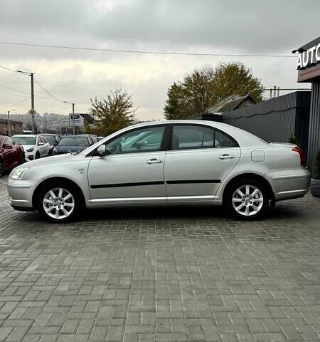 Сірий Тойота Авенсіс, об'ємом двигуна 2.2 л та пробігом 219 тис. км за 6600 $, фото 2 на Automoto.ua