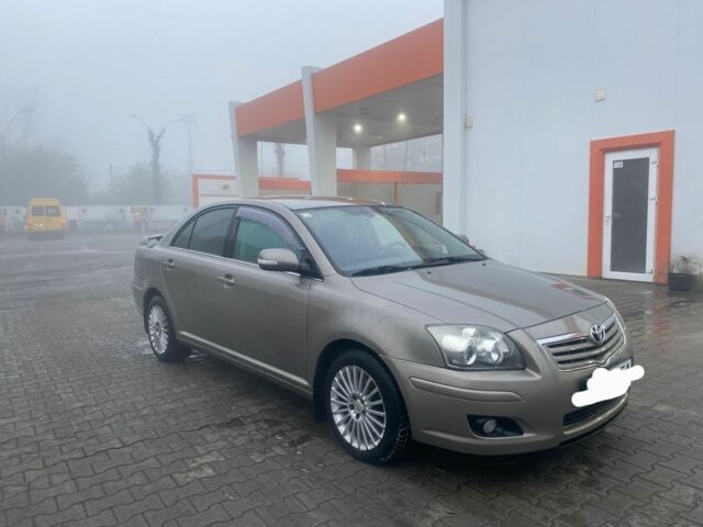 Серый Тойота Авенсис, объемом двигателя 0 л и пробегом 2 тыс. км за 5400 $, фото 5 на Automoto.ua