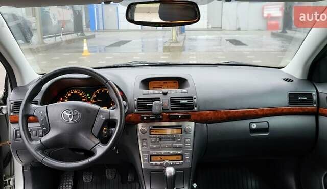 Серый Тойота Авенсис, объемом двигателя 1.79 л и пробегом 94 тыс. км за 6950 $, фото 14 на Automoto.ua