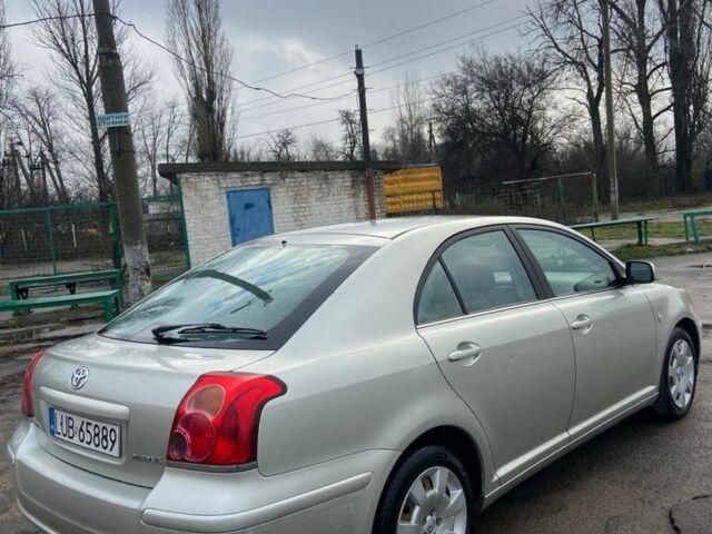 Серый Тойота Авенсис, объемом двигателя 1.8 л и пробегом 230 тыс. км за 2900 $, фото 3 на Automoto.ua