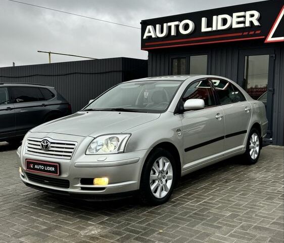 Серый Тойота Авенсис, объемом двигателя 2.2 л и пробегом 218 тыс. км за 6600 $, фото 8 на Automoto.ua