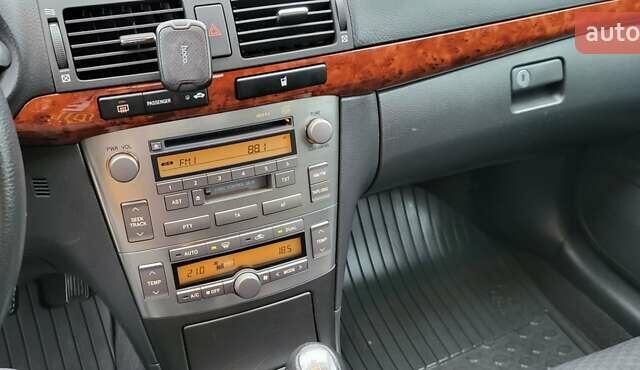 Серый Тойота Авенсис, объемом двигателя 1.79 л и пробегом 94 тыс. км за 6950 $, фото 16 на Automoto.ua