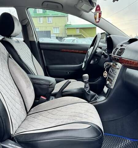 Сірий Тойота Авенсіс, об'ємом двигуна 2.2 л та пробігом 219 тис. км за 6600 $, фото 15 на Automoto.ua