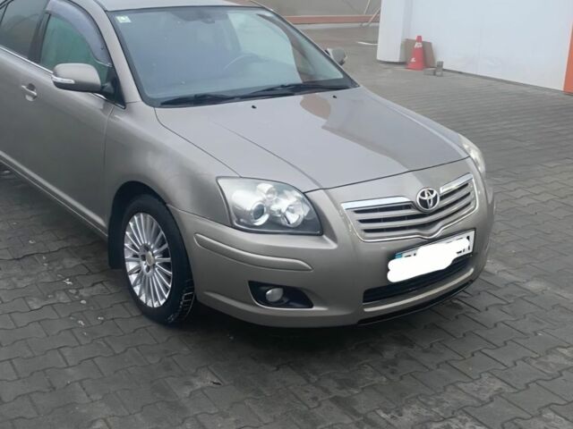 Серый Тойота Авенсис, объемом двигателя 0 л и пробегом 2 тыс. км за 5400 $, фото 2 на Automoto.ua