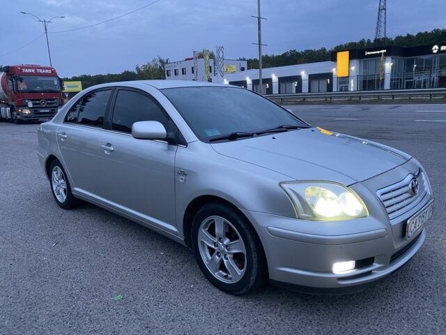 Серый Тойота Авенсис, объемом двигателя 2.2 л и пробегом 267 тыс. км за 5100 $, фото 1 на Automoto.ua