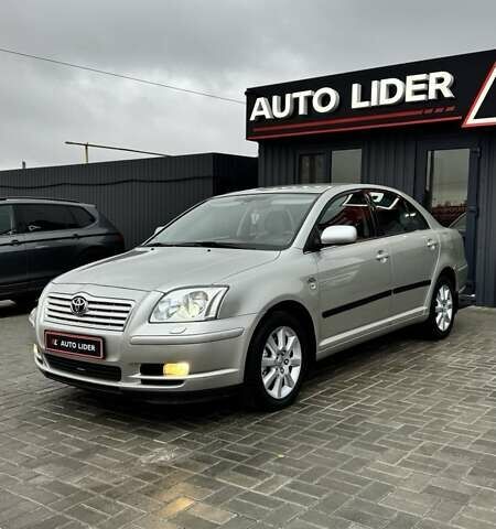 Сірий Тойота Авенсіс, об'ємом двигуна 2.2 л та пробігом 219 тис. км за 6600 $, фото 1 на Automoto.ua