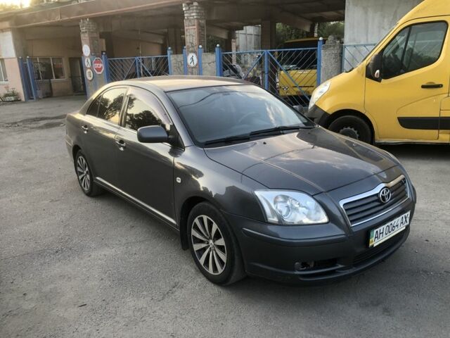 Сірий Тойота Авенсіс, об'ємом двигуна 1.8 л та пробігом 265 тис. км за 6800 $, фото 1 на Automoto.ua