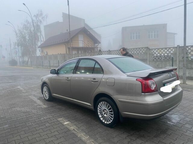 Серый Тойота Авенсис, объемом двигателя 0 л и пробегом 2 тыс. км за 5400 $, фото 3 на Automoto.ua