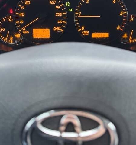 Сірий Тойота Авенсіс, об'ємом двигуна 2.2 л та пробігом 219 тис. км за 6600 $, фото 17 на Automoto.ua